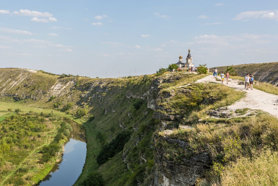 Moldova, Ukraine & Romania Explorer