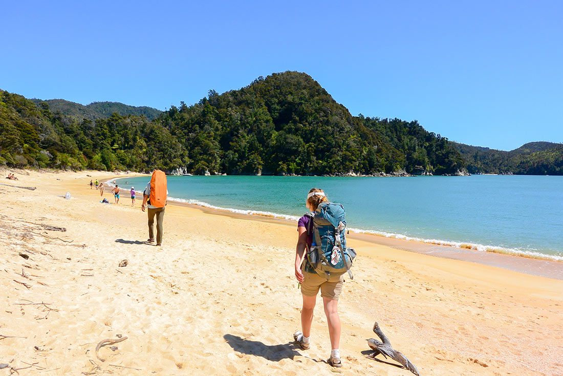 Walk Abel Tasman National Park