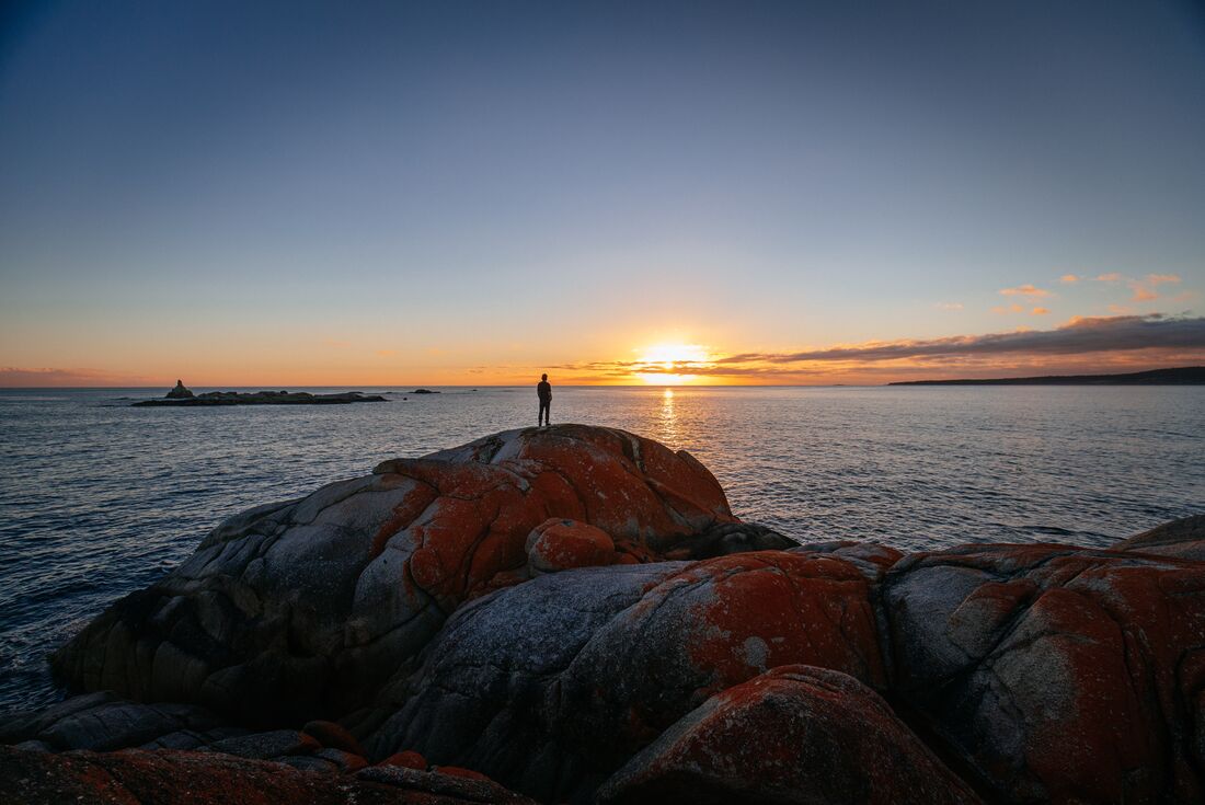 Walk Tasmania's Bay of Fires