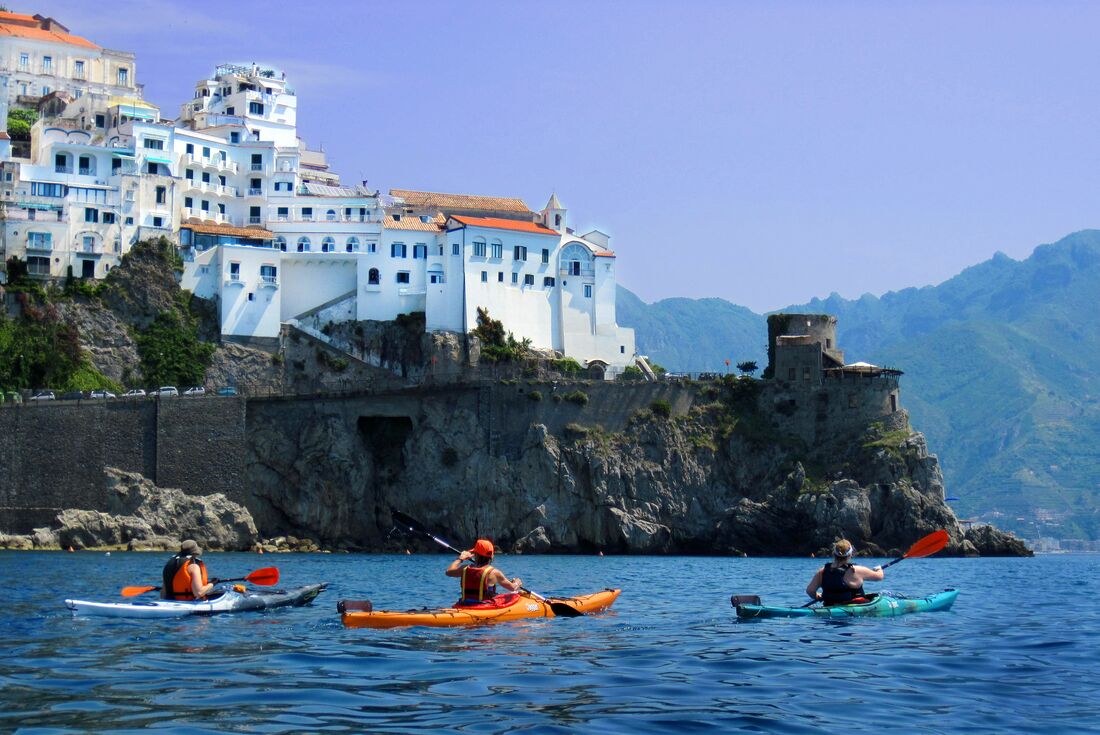 Amalfi Coast: Hike & Kayak