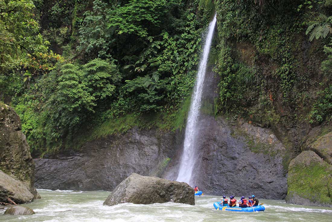 tourhub | Intrepid Travel | Costa Rica: Hike, Bike & Raft 