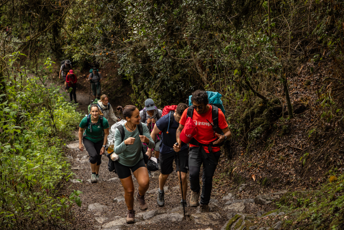 Peru Encompassed