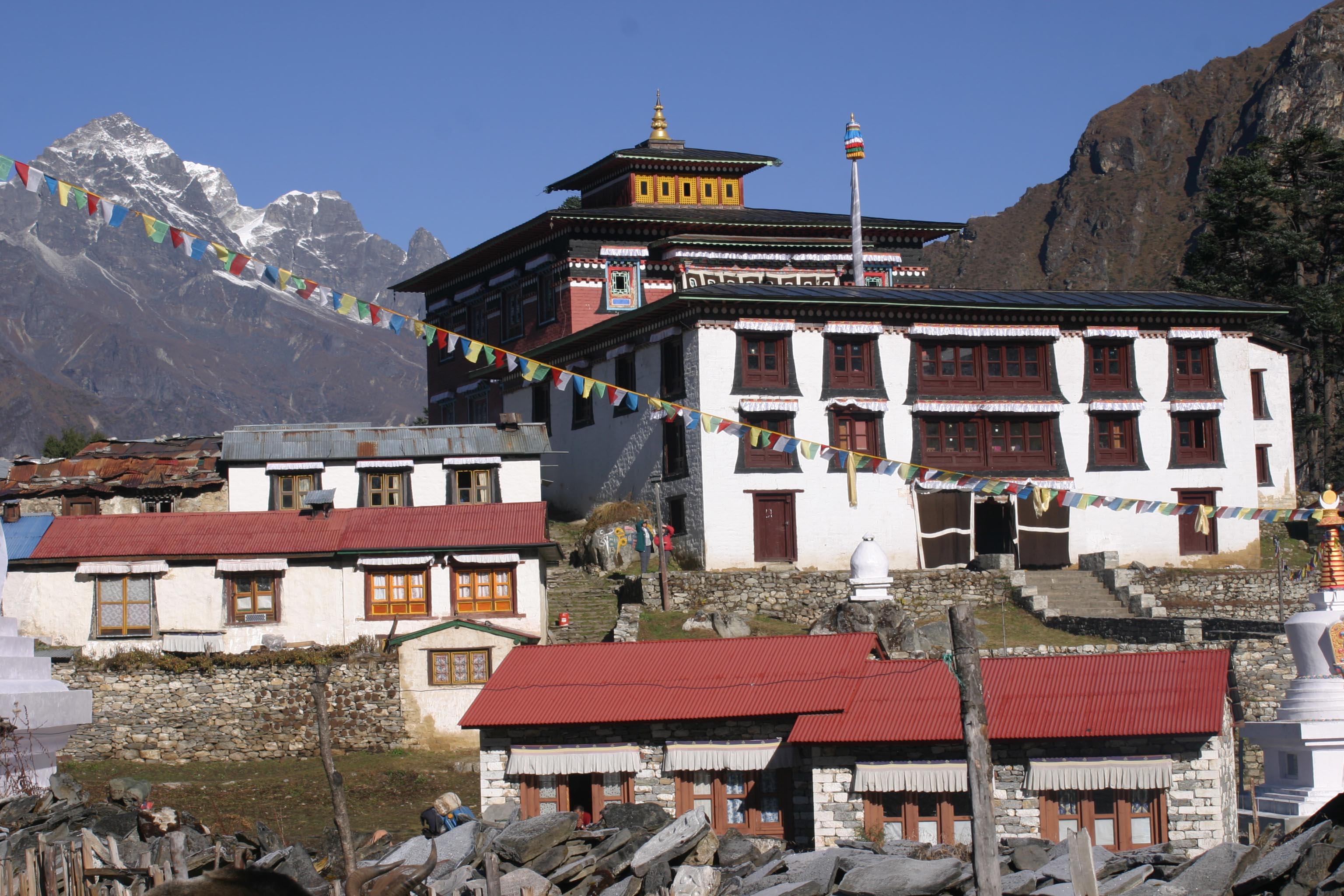 Everest Base Camp & Gokyo Lakes Trek