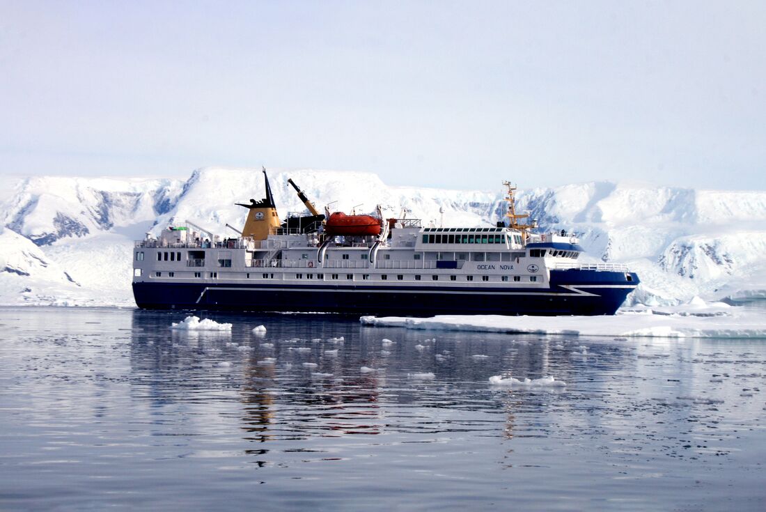 Extended Falklands, South Georgia and Antarctica (Ocean Nova) trip photo