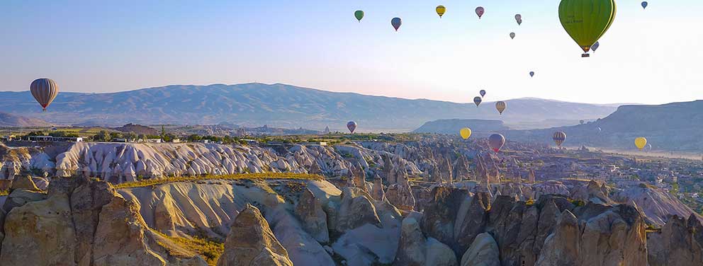 Turkey, Cappadocia, view with hot air balloons
