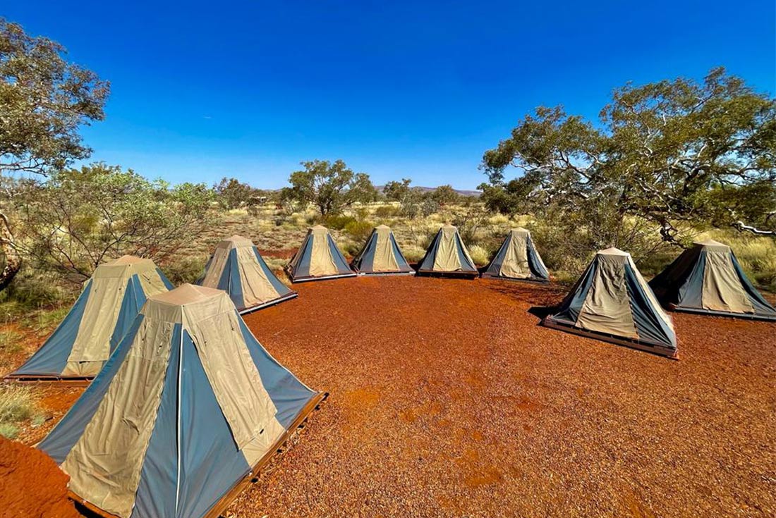 Walk Western Australia's Karijini & Ningaloo Reef