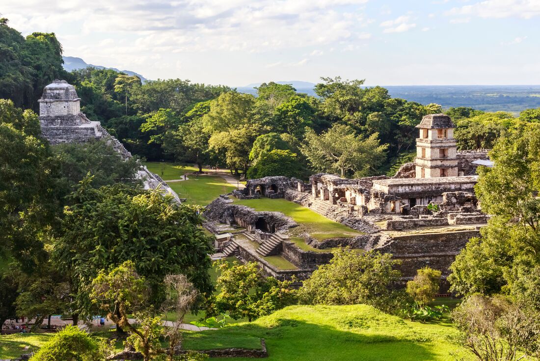 Central America Encompassed