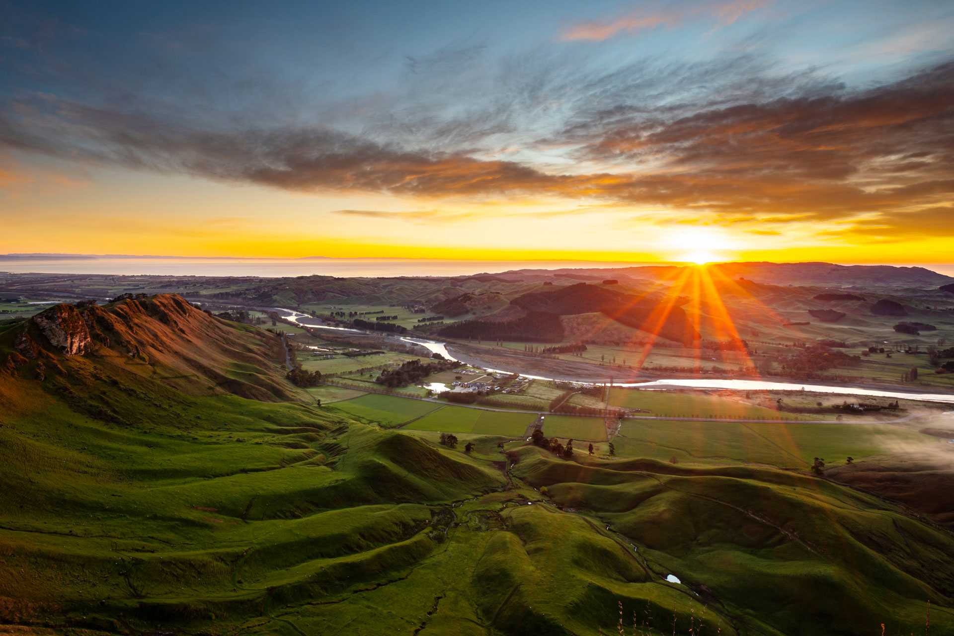 Premium New Zealand Encompassed