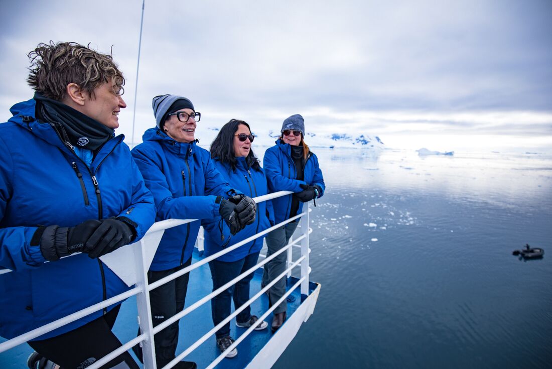 Antarctic Express – Crossing the Circle from Punta Arenas 2 Antarctic Express – Crossing the Circle from Punta Arenas 2