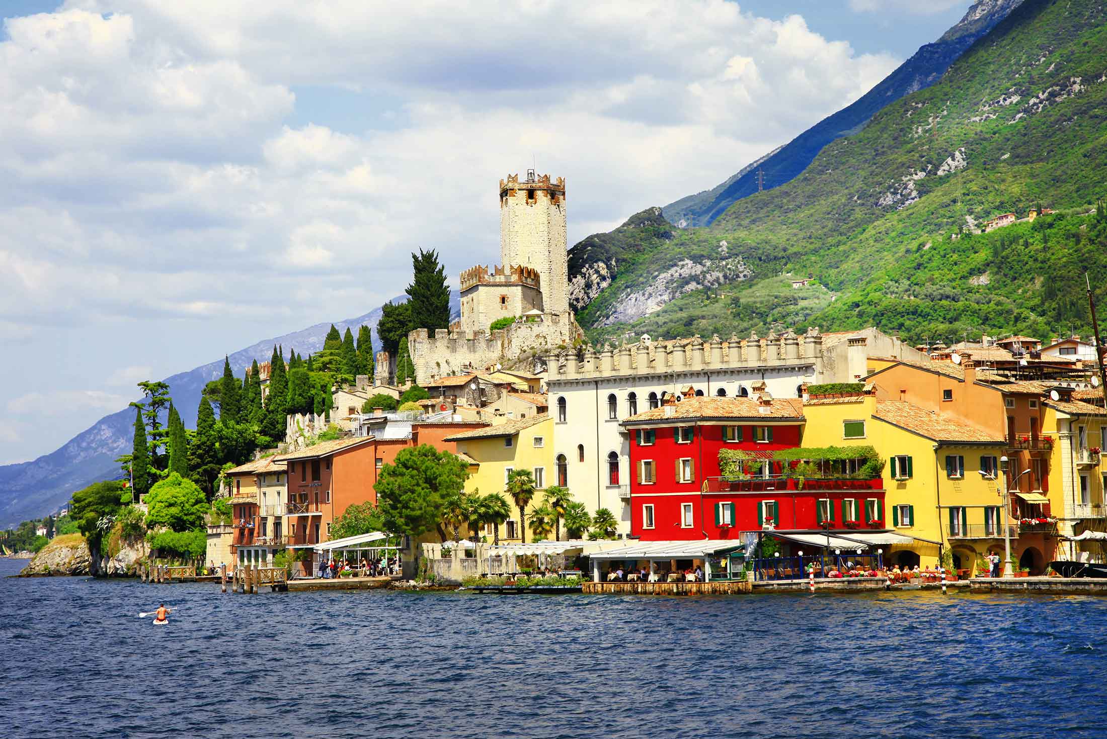 Walking in Italy: The Italian Lakes 1