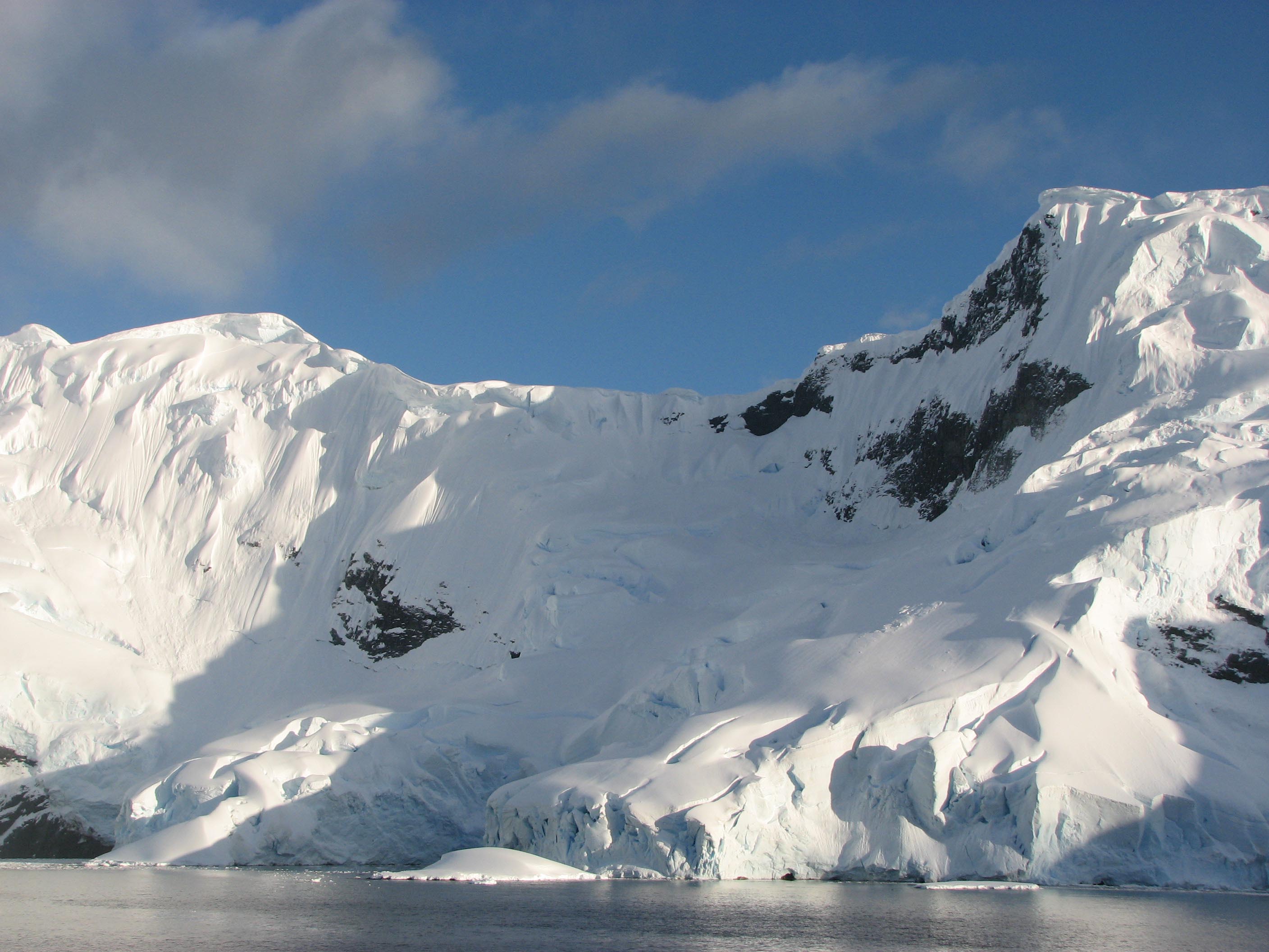 Antarctic Express - Fly the Drake from Punta Arenas 3