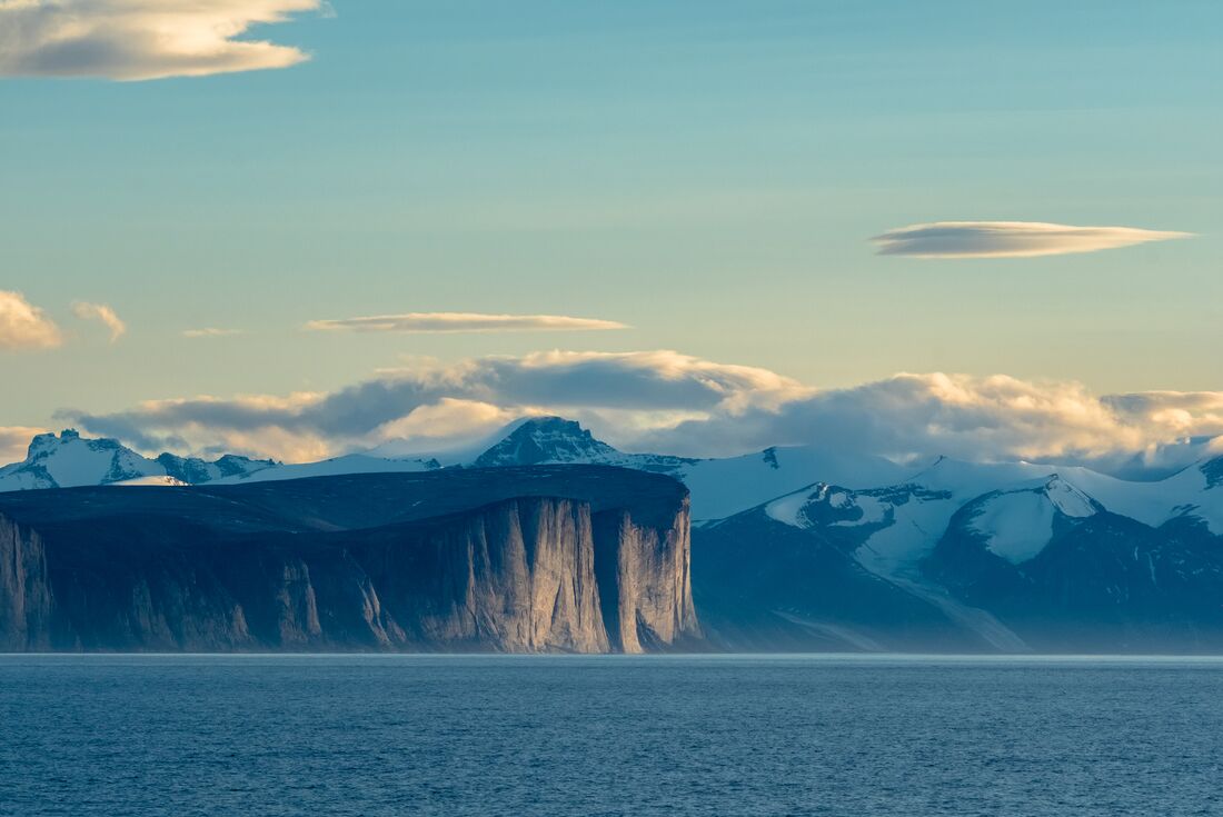 Canadian Arctic Express: The Heart of the Northwest Passage 3 Canadian Arctic Express: The Heart of the Northwest Passage 3
